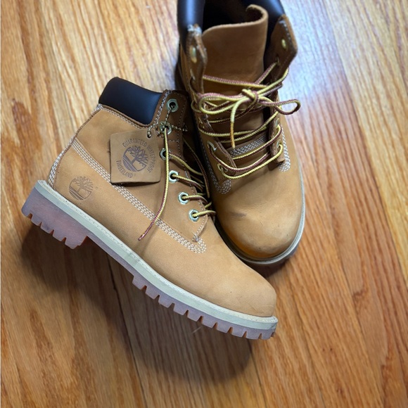 Timberland Kids Brown Lace-Up Boots - Picture 4 of 7